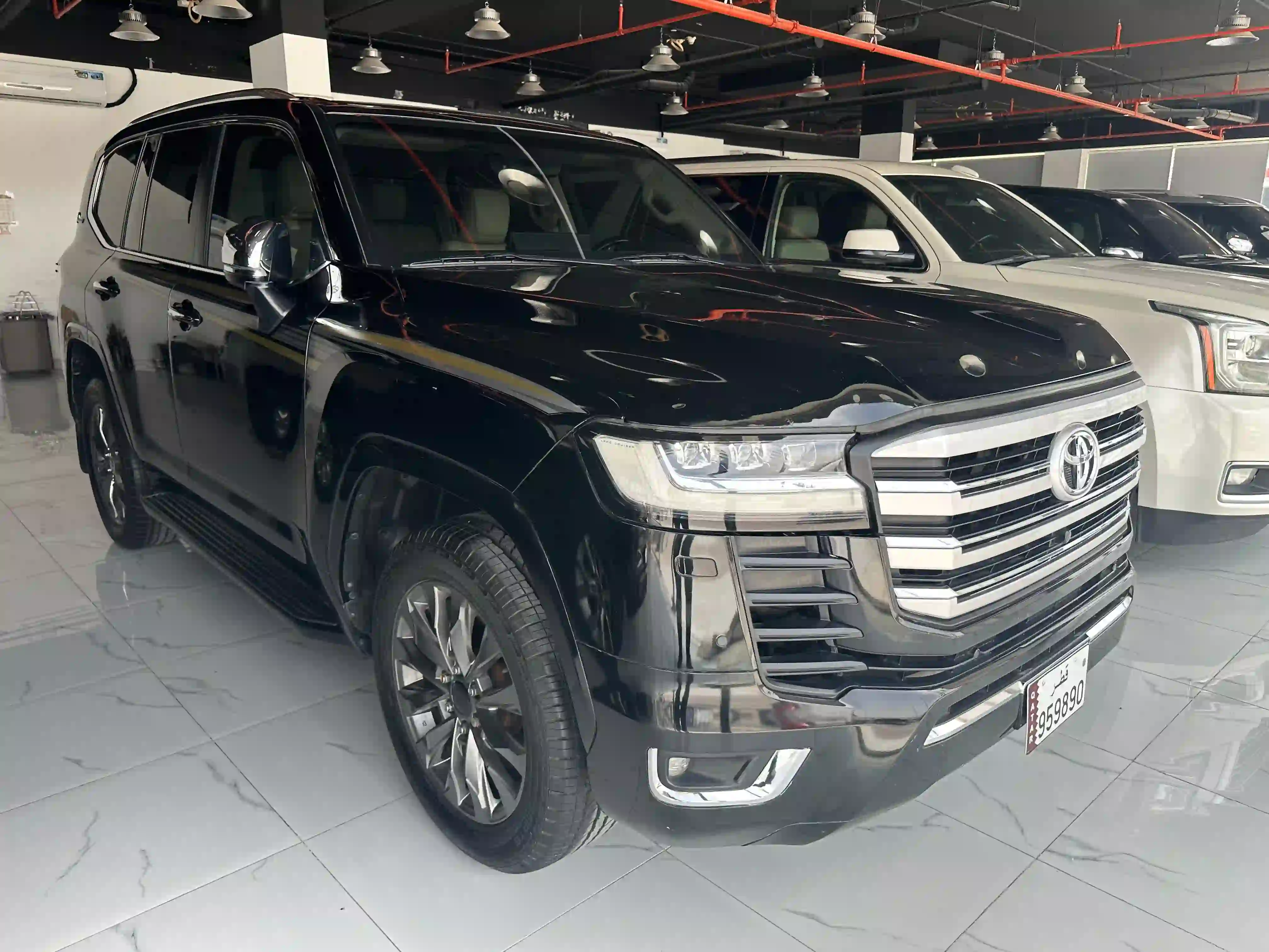 Toyota Land Cruiser VX 2022 - Image 3