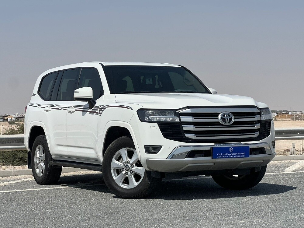 Toyota Land Cruiser GX.R 2022 - Image 2