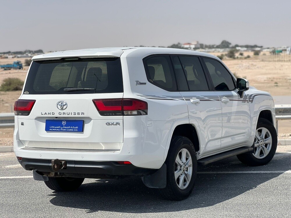 Toyota Land Cruiser GX.R 2022 - Image 4