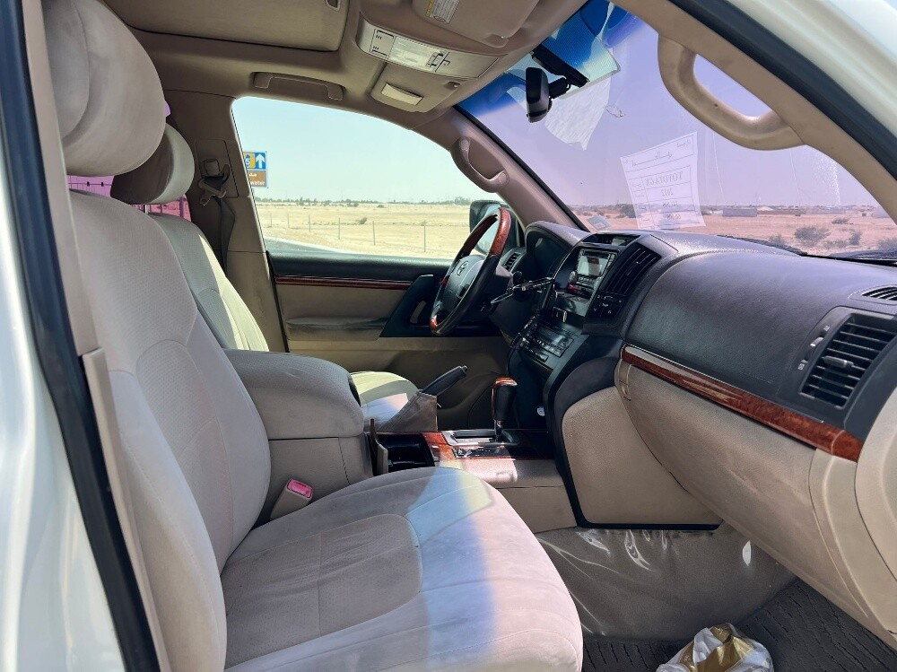 Toyota Land Cruiser GX 2012 — photo 10 for sale in Qatar