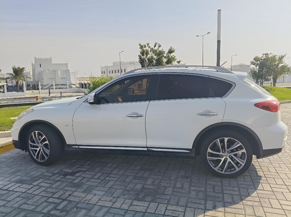 Infiniti QX50 2016 - Image 2