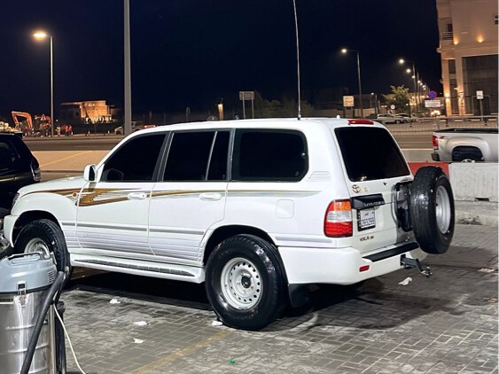 Toyota Land Cruiser VX.R 2003 - Image 2