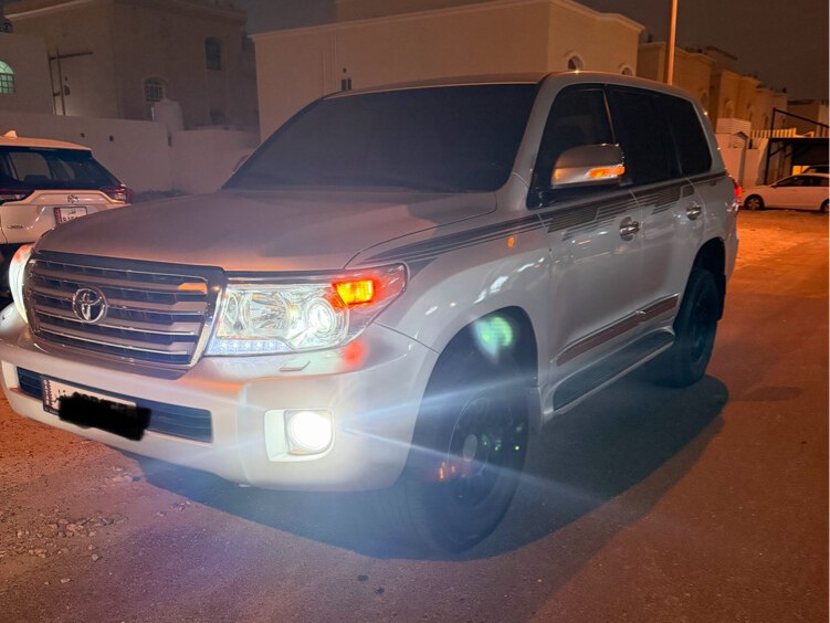 Toyota Land Cruiser GX.R 2012 - Image 2