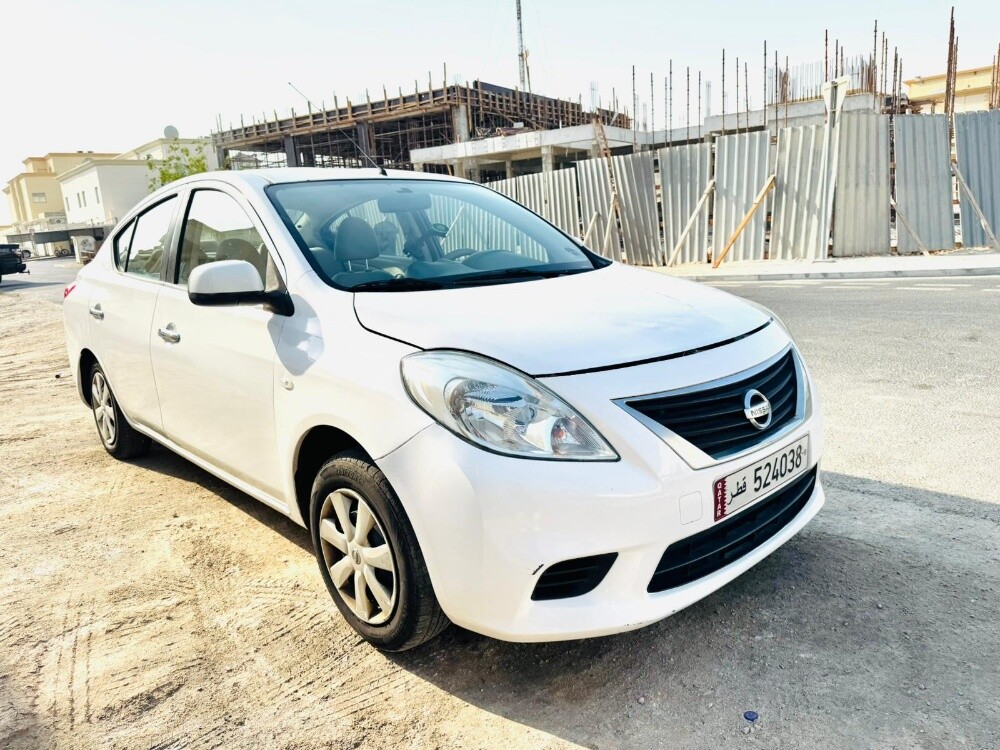 Nissan Sunny 2013