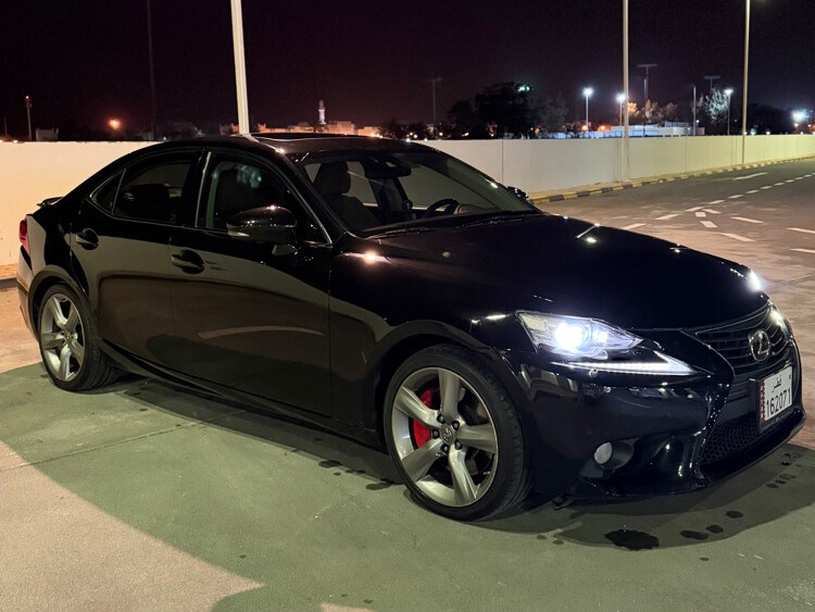 Lexus IS 350 2014 - Image 2