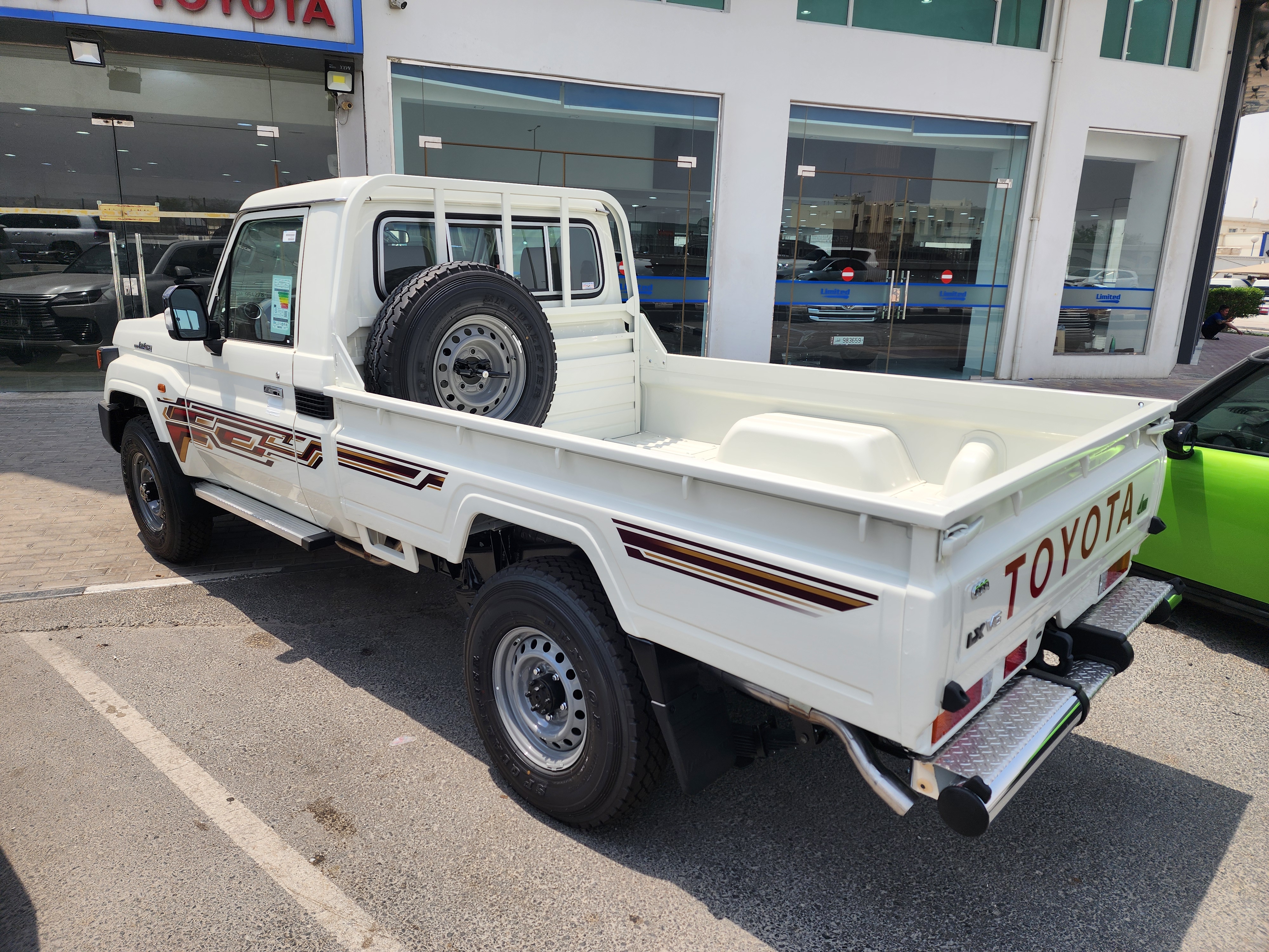 Toyota LX  2025 - Image 2