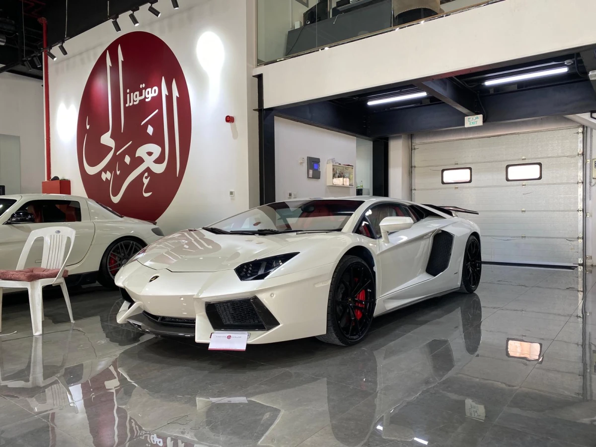 Lamborghini Aventador 2016