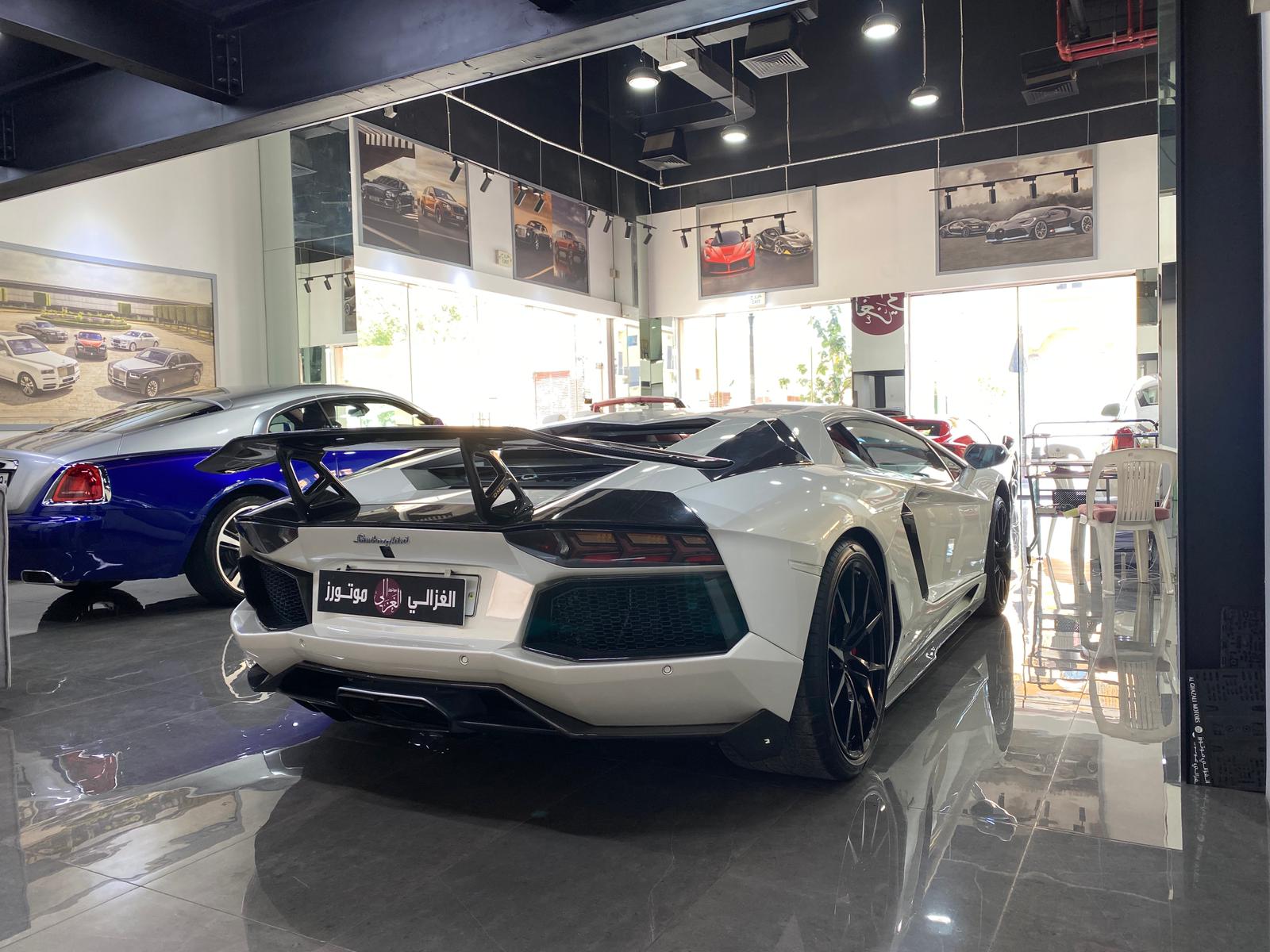 Lamborghini Aventador 2016 - Image 2