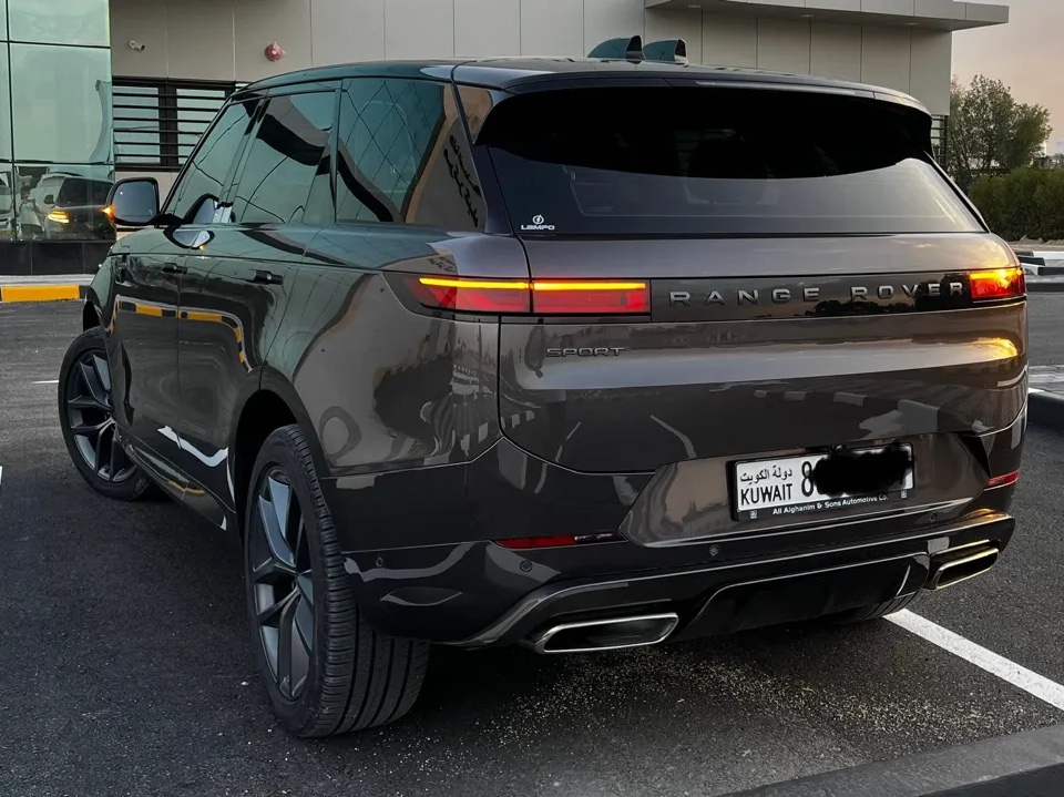 Land Rover Range Rover Sport 2024 - Image 3