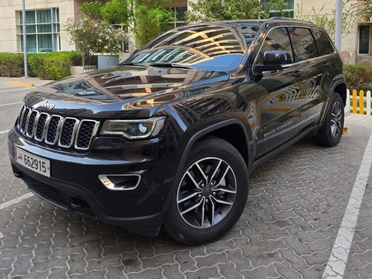 Jeep Grand Cherokee Laredo 2019