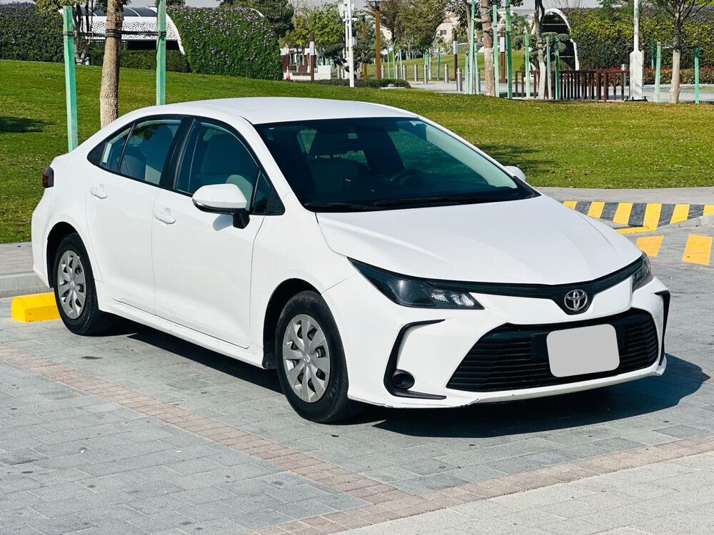 Toyota Corolla XLi 2023 - Image 3
