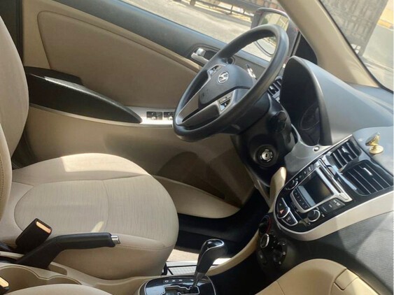 Hyundai Accent 2015 - Image 4