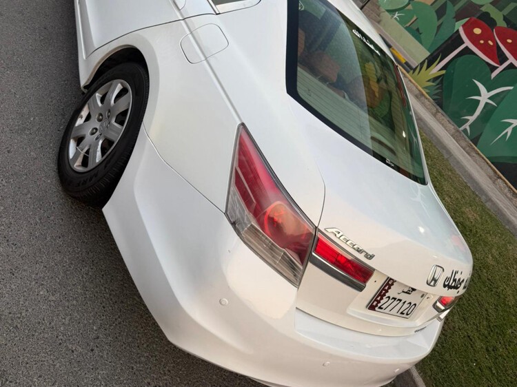 Honda Accord 2012 - Image 3