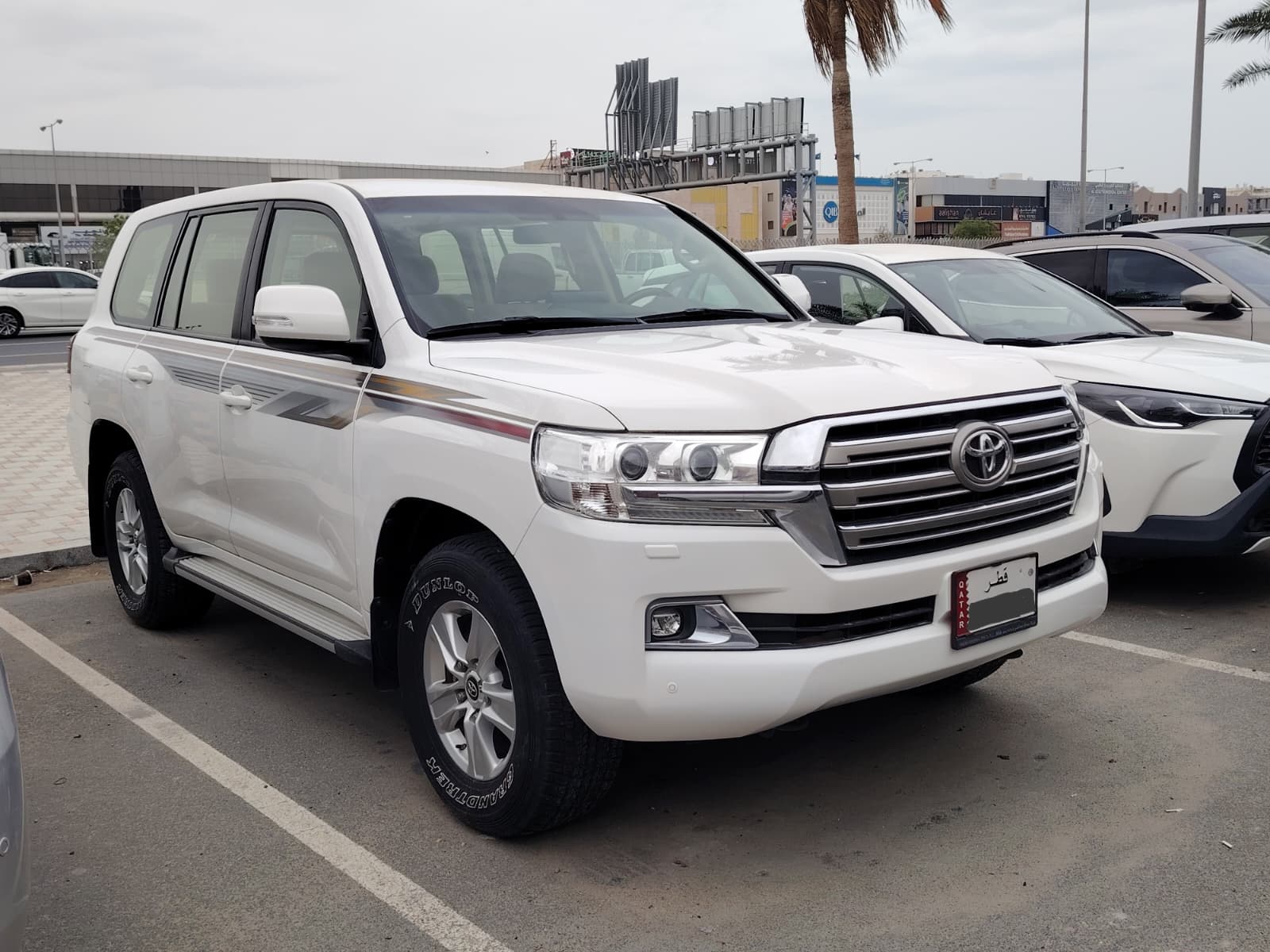 Toyota Land Cruiser GXR Diesel v8 2019 - Image 1