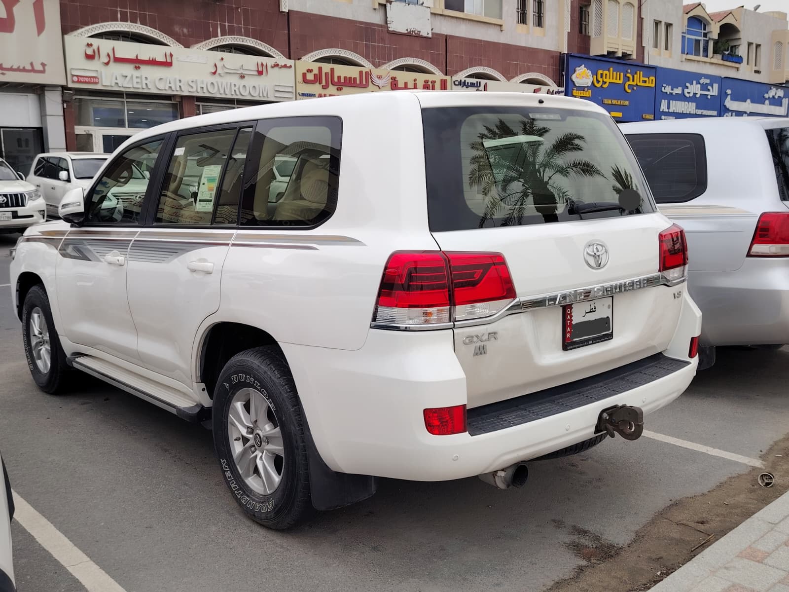 Toyota Land Cruiser GXR Diesel v8 2019 - Image 3
