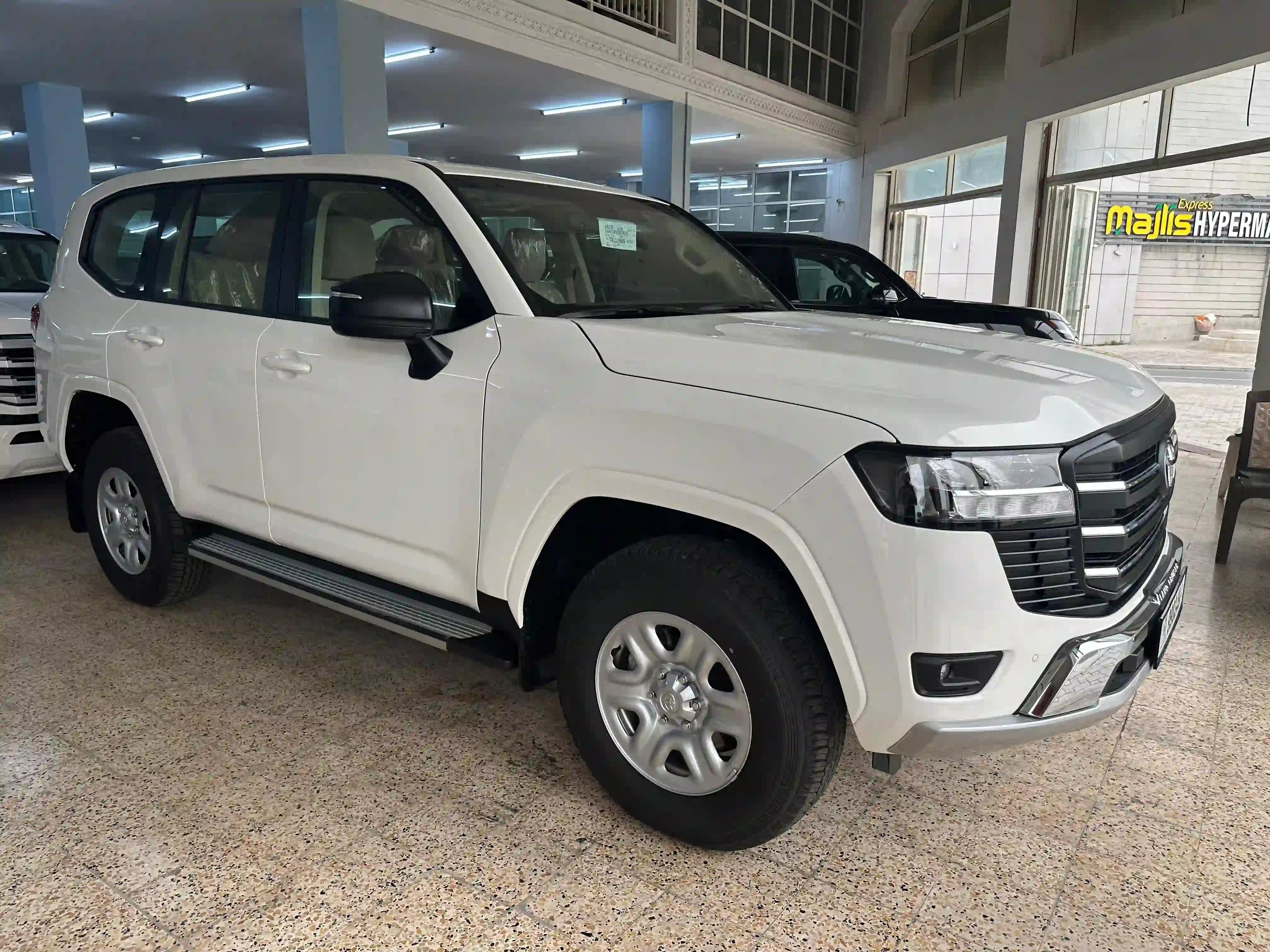 Toyota Land Cruiser G standard 2026 - Image 3