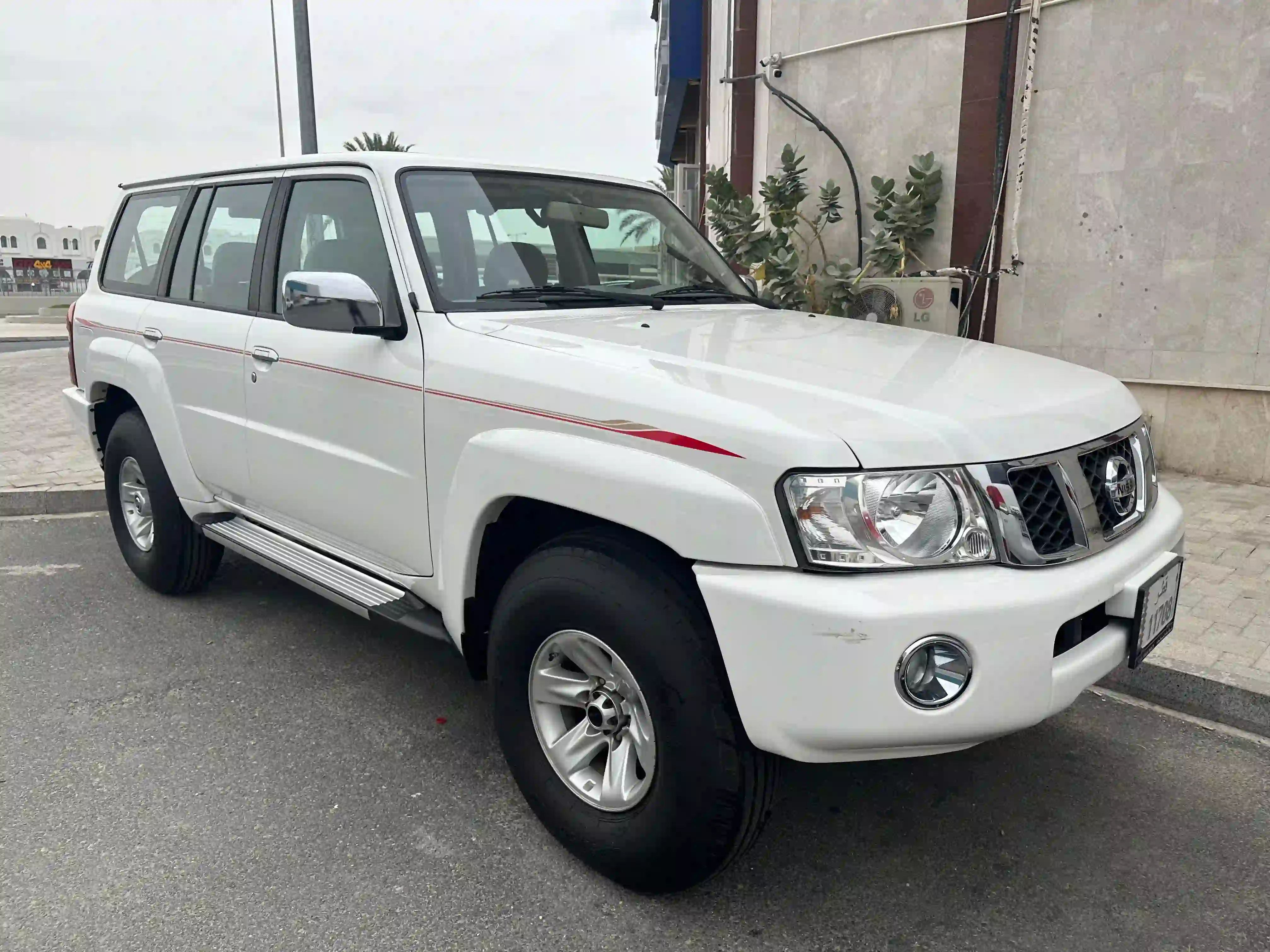 Nissan Patrol Safari 2022 - Image 2