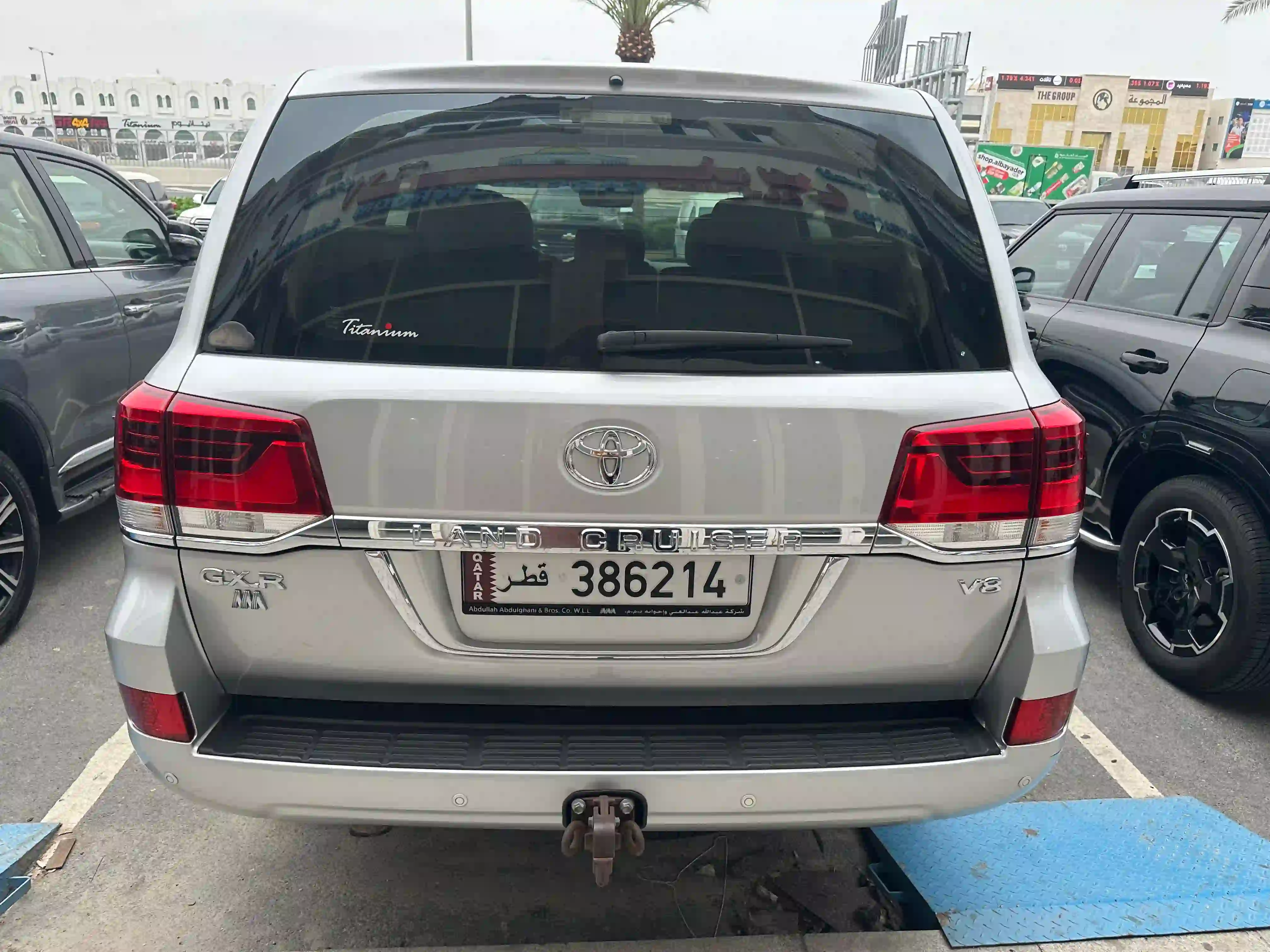 Toyota Land Cruiser GXR v8 2018 - Image 4