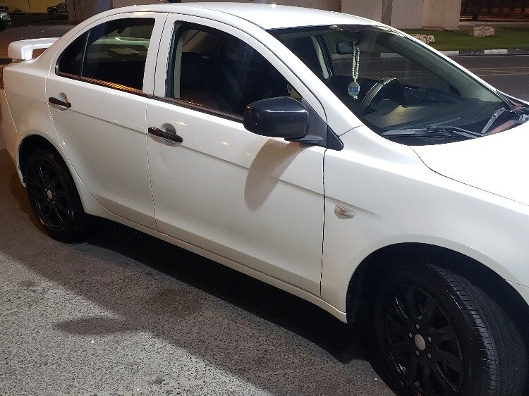 Mitsubishi Lancer EX 1.6 2015 - Image 3