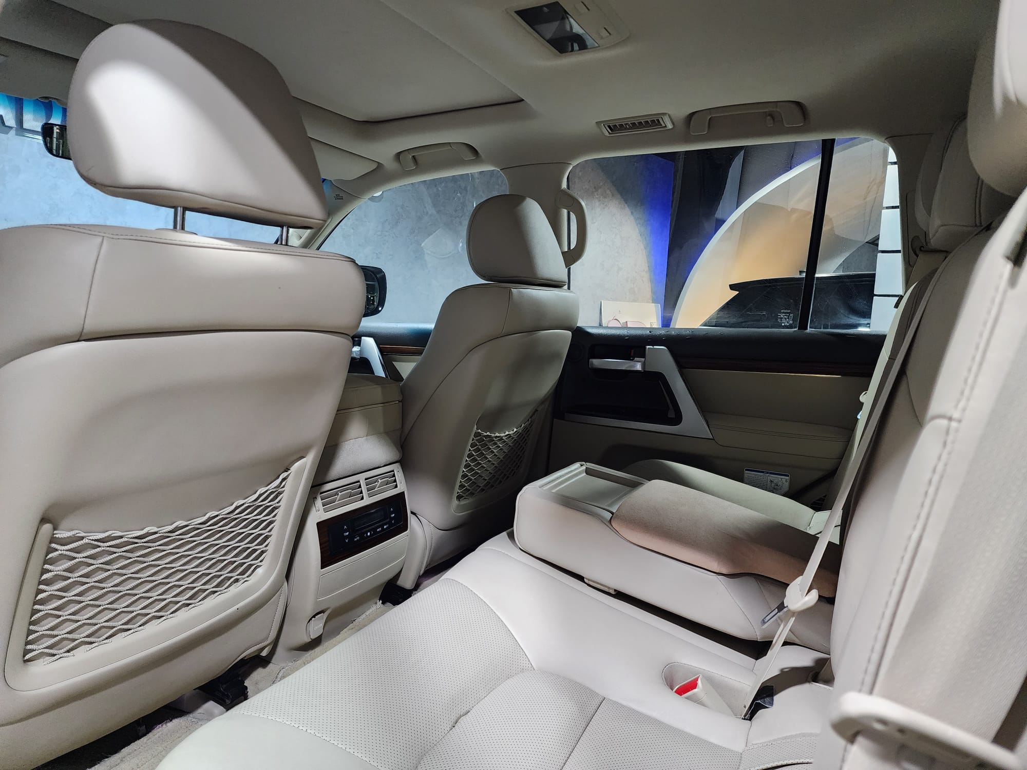 Toyota Land Cruiser VX.R 2018 - Image 3