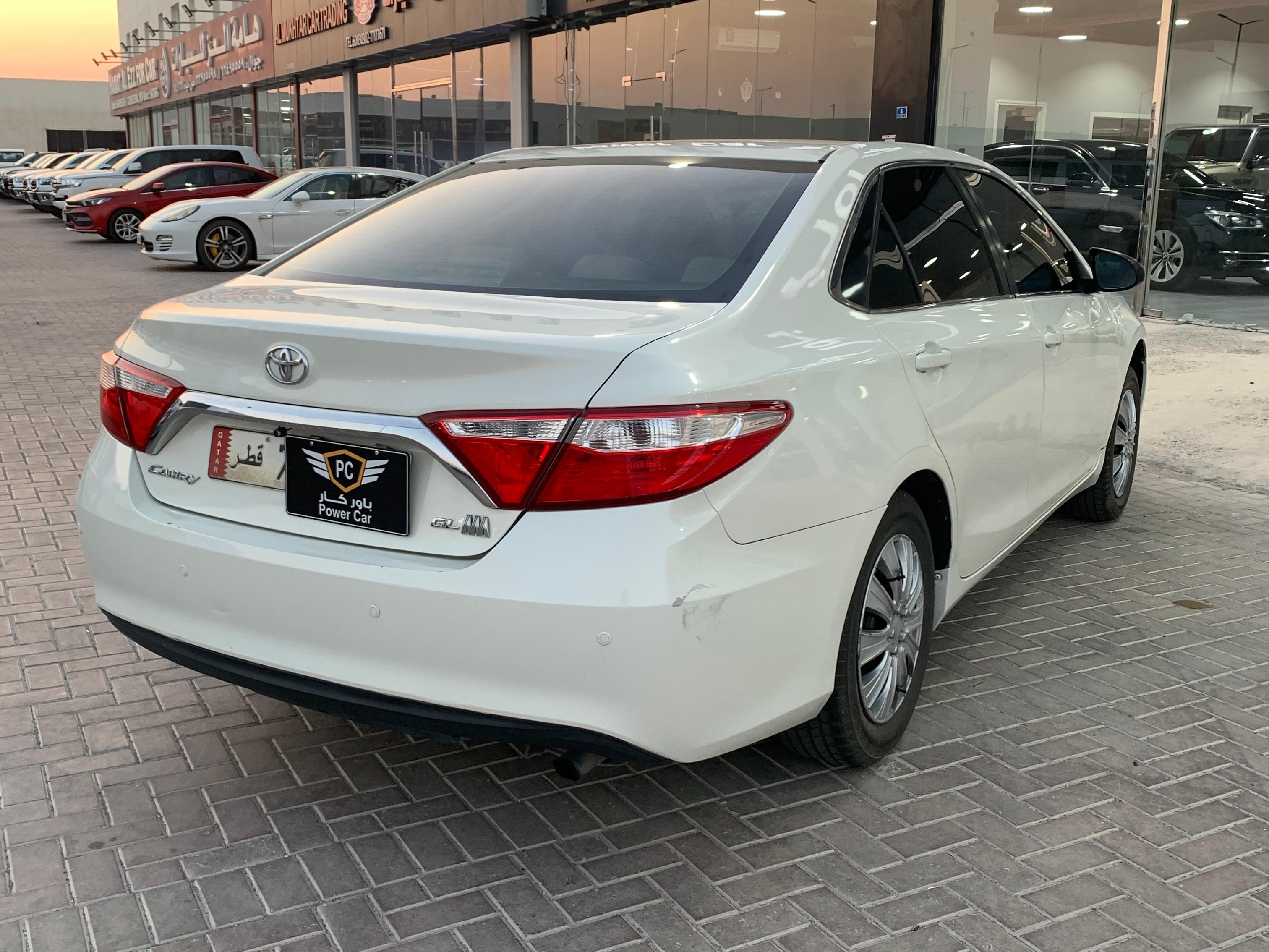 Toyota Camry GL - Image 3