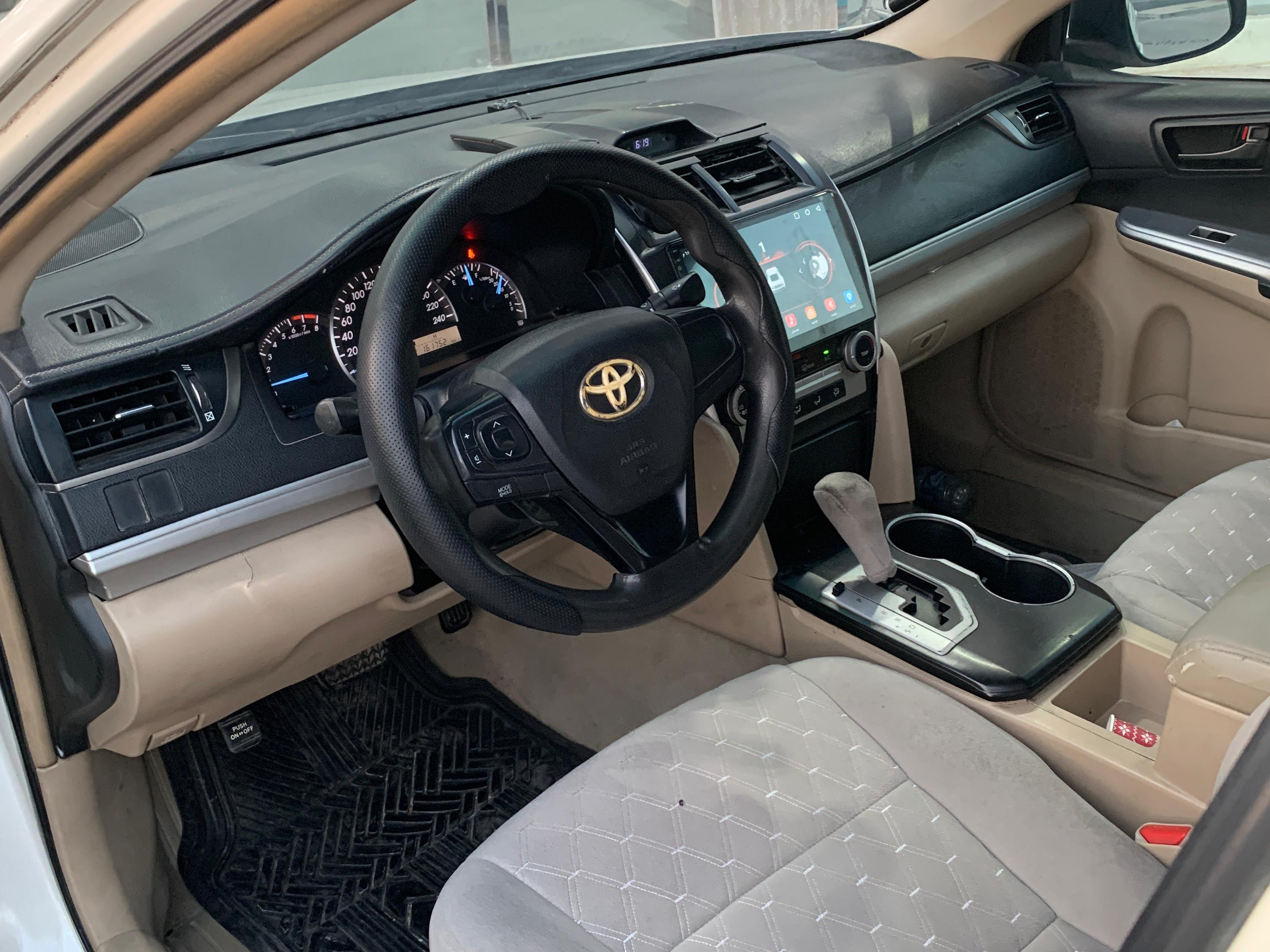 Toyota Camry GL - Image 4