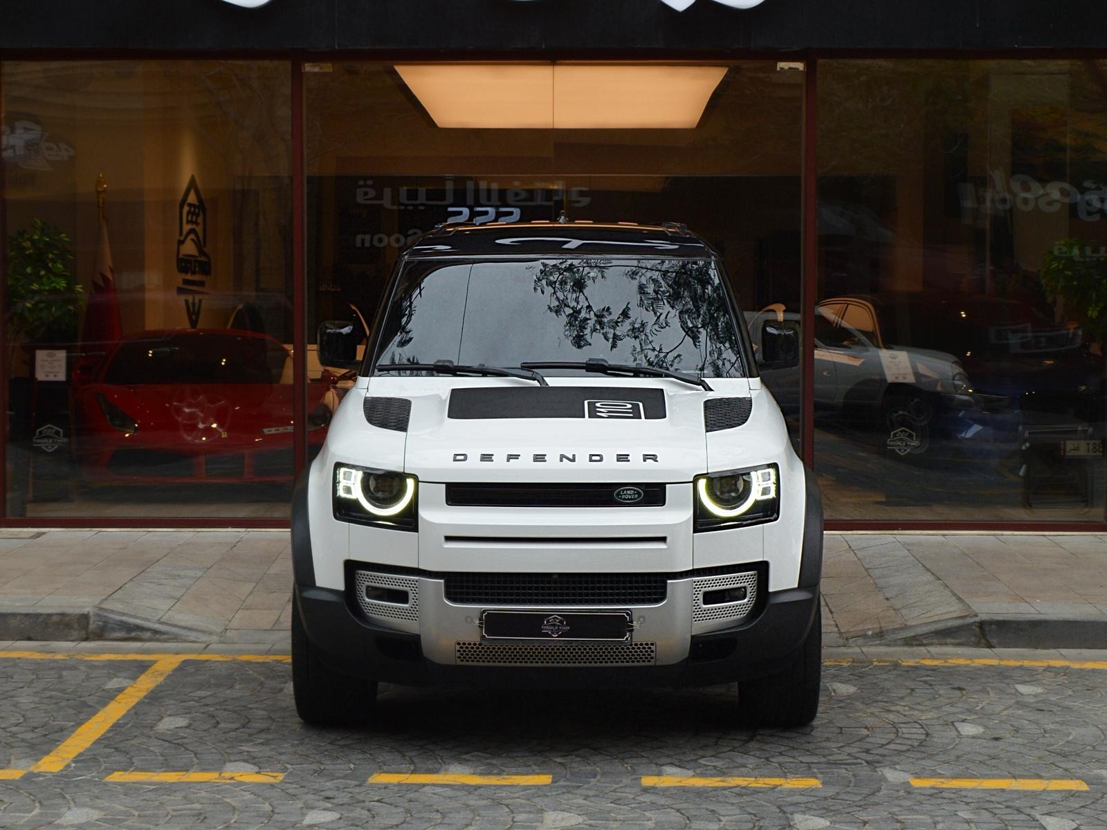 Land Rover Defender 110 HSE 2024