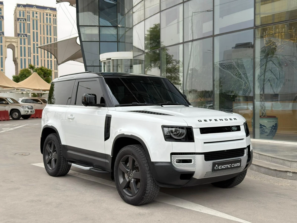Land Rover Defender 90 HSE 2023