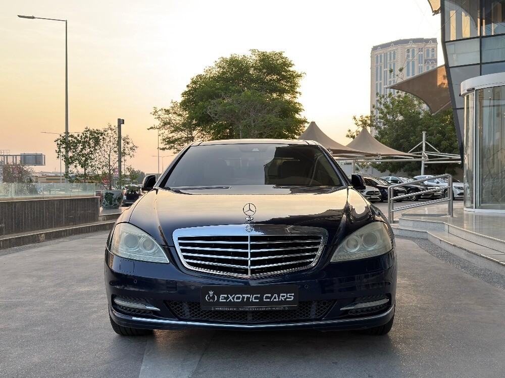 Mercedes-Benz S-Class Sedan 300 2013 - Image 2