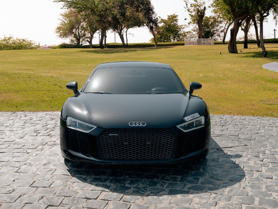 Audi R8 5.2 Plus 2017 - Image 2