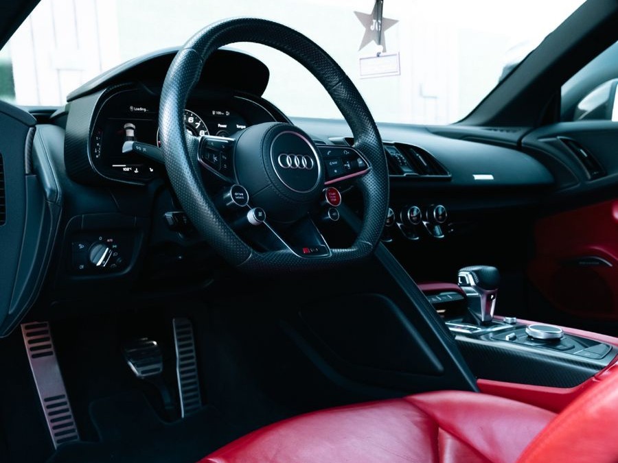 Audi R8 5.2 Plus 2017 - Image 4