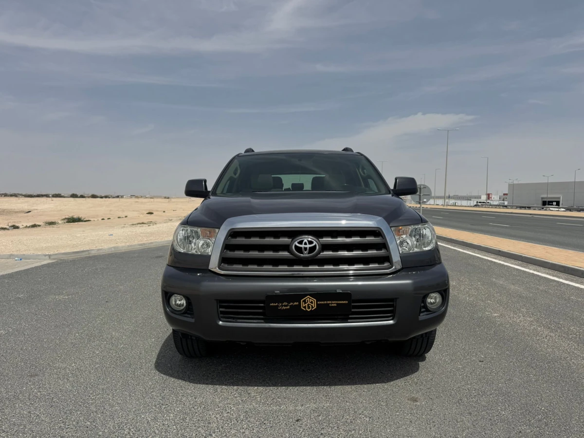Toyota Sequoia 2016