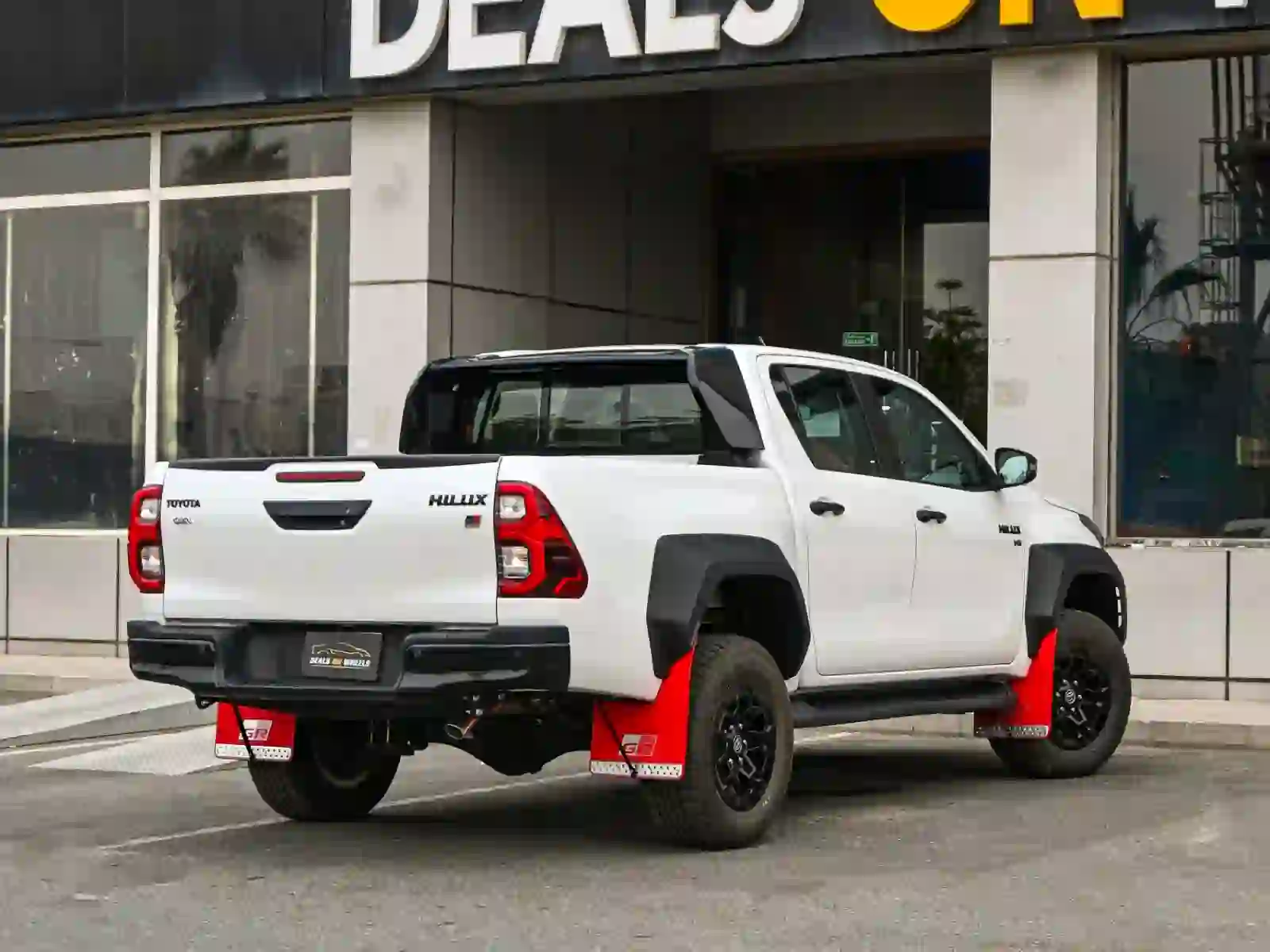 Toyota Hilux GR 2025 - Image 3
