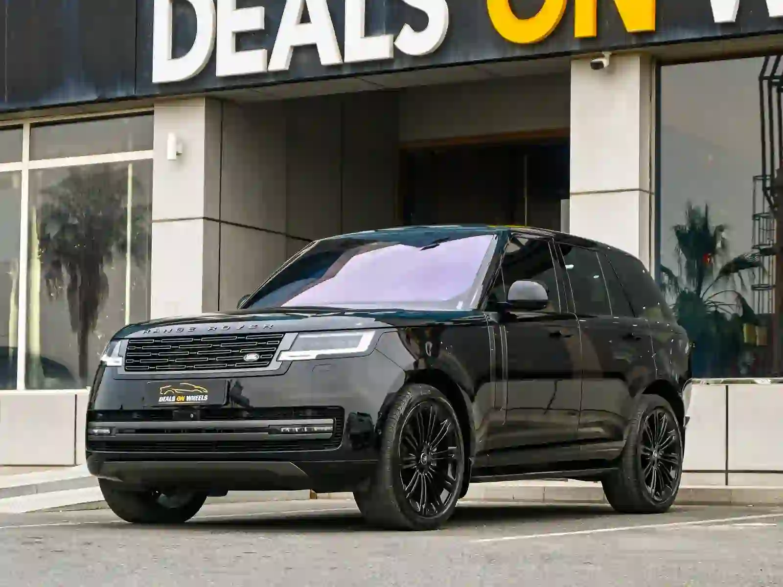 Land Rover Range Rover Vogue SE 2023 - Image 4