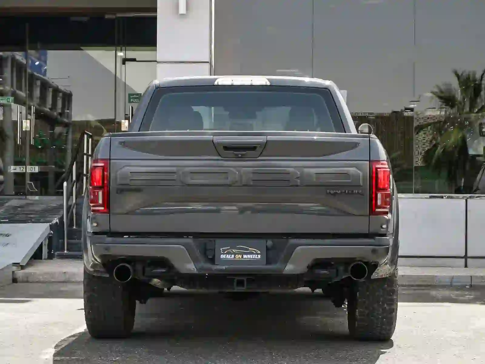 Ford Raptor f 150 2018 - Image 3
