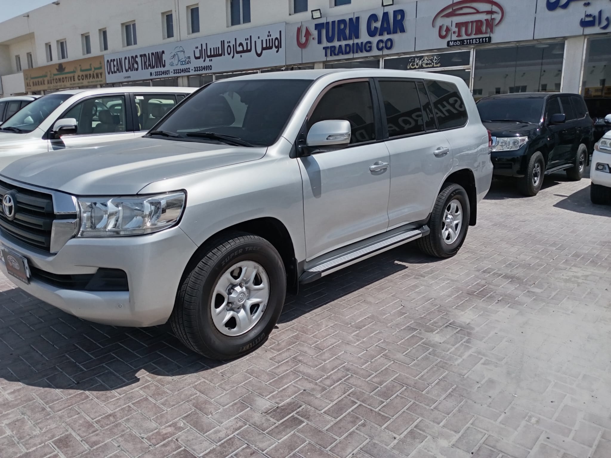 Toyota Land Cruiser G standard - Image 3