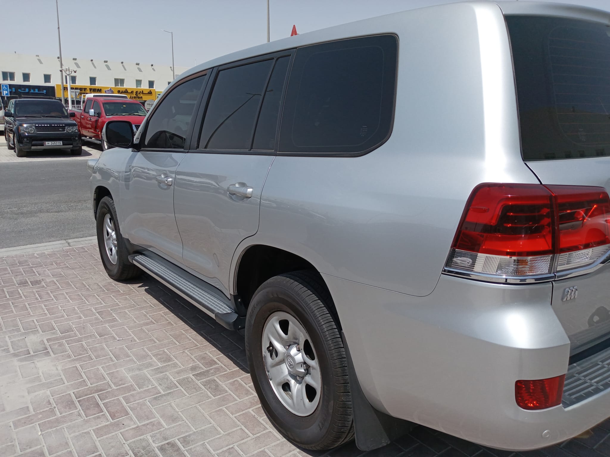 Toyota Land Cruiser G standard - Image 4