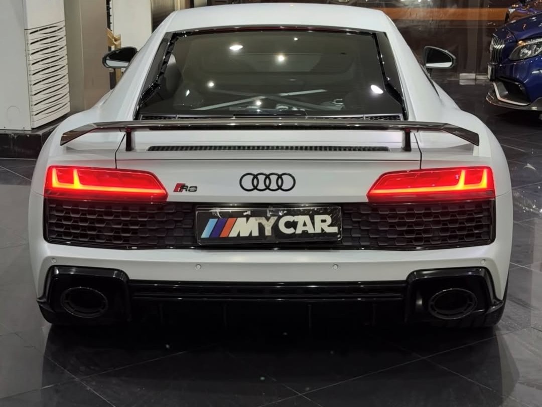 Audi R8 2023 - Image 2