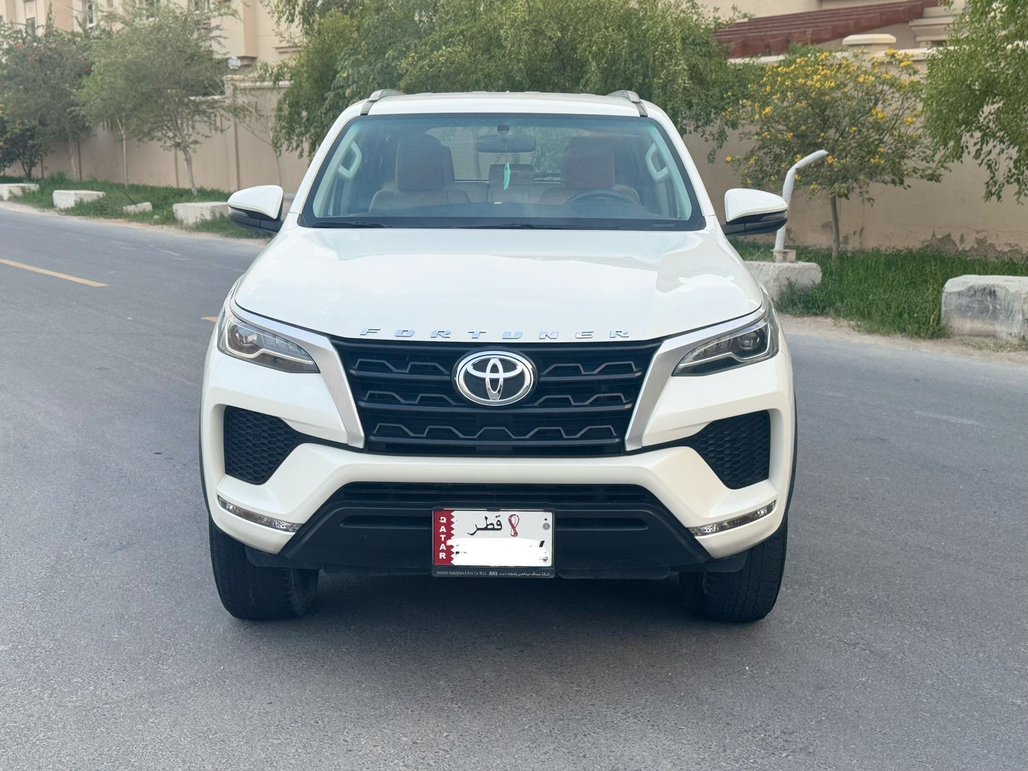 Toyota Fortuner 2022 - Image 2