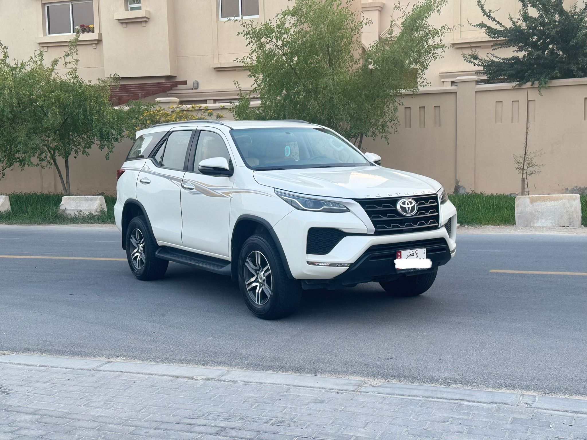 Toyota Fortuner 2022 - Image 3