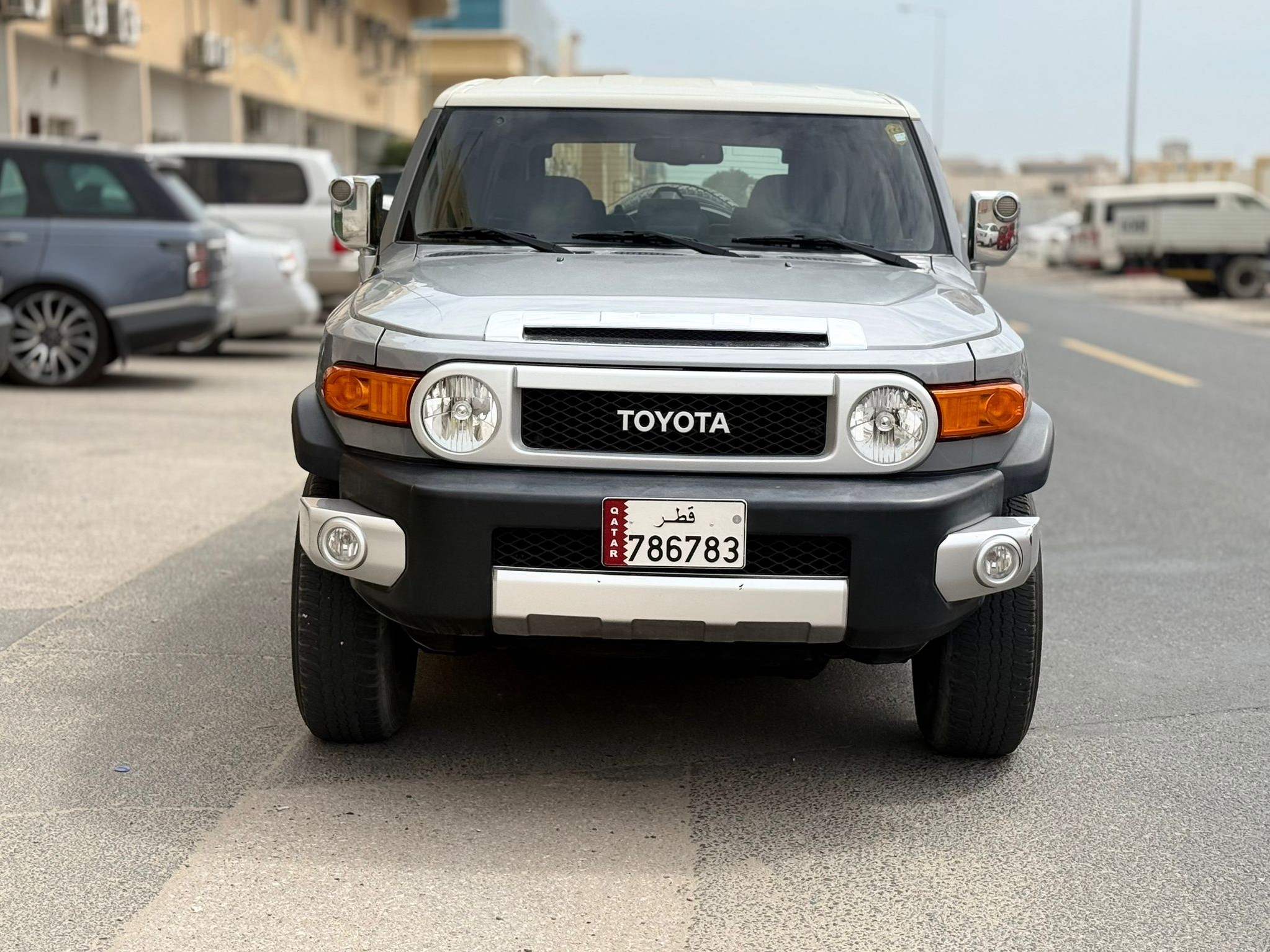 Toyota FJ Cruiser 2019 - Image 2