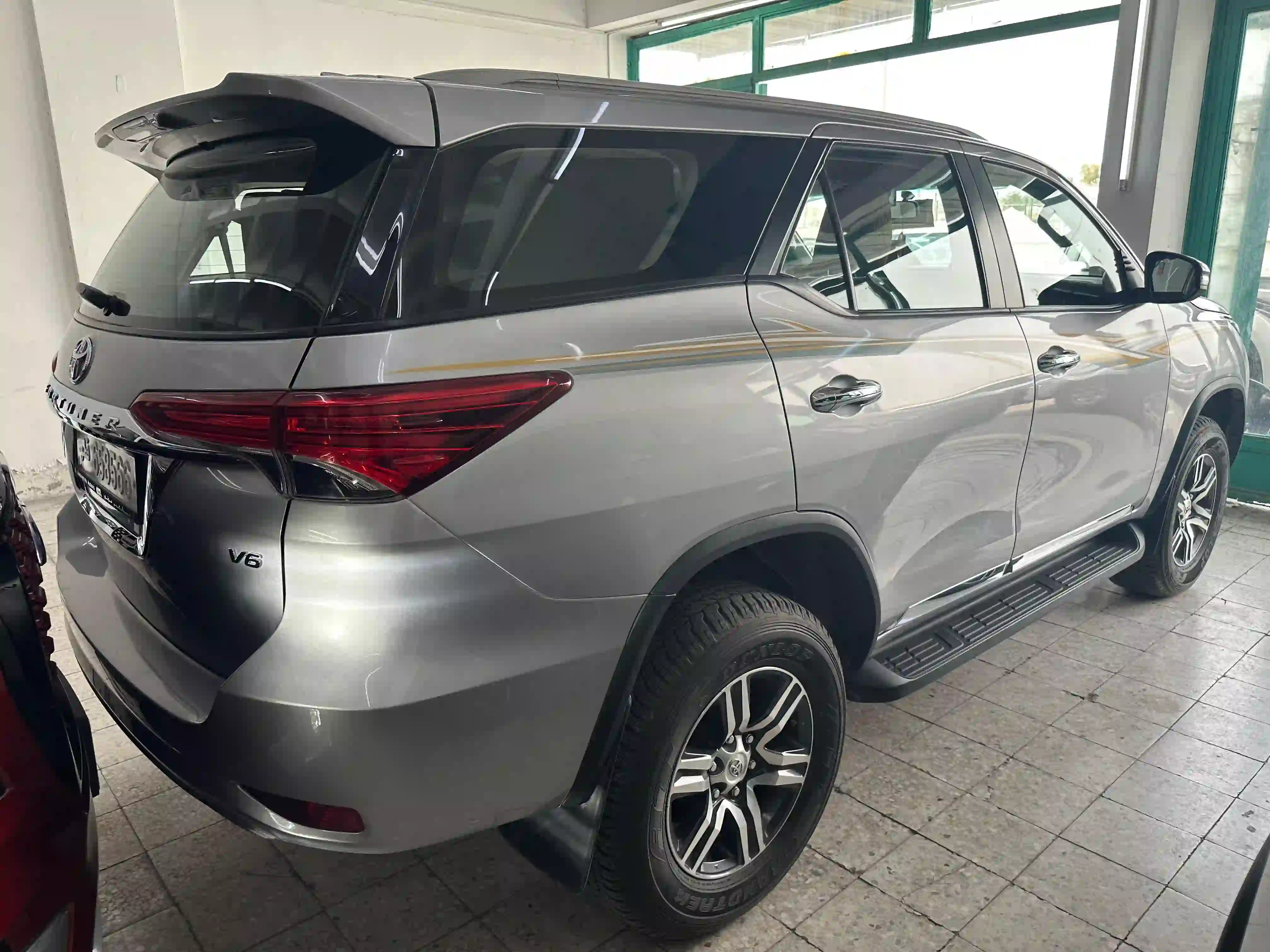 Toyota Fortuner V6 2025 - Image 4