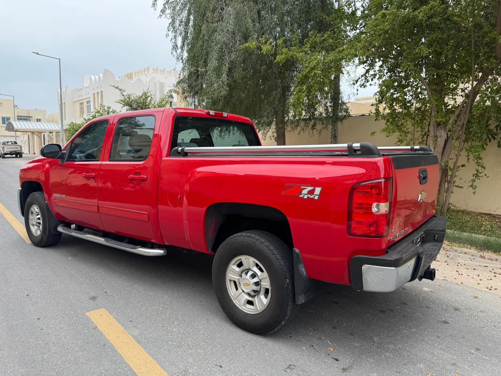 Chevrolet Silverado LTZ 2010 - Image 4