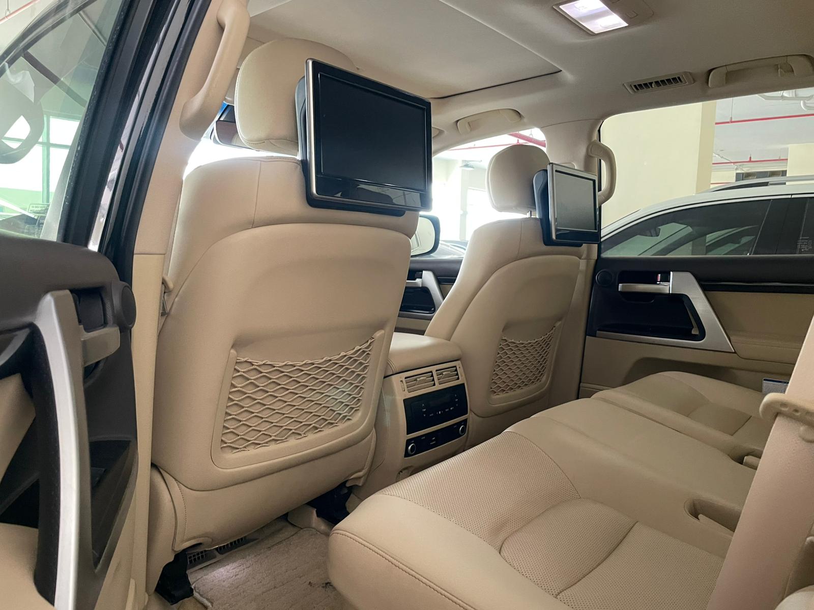 Toyota Land Cruiser VX.S 2017 - Image 3
