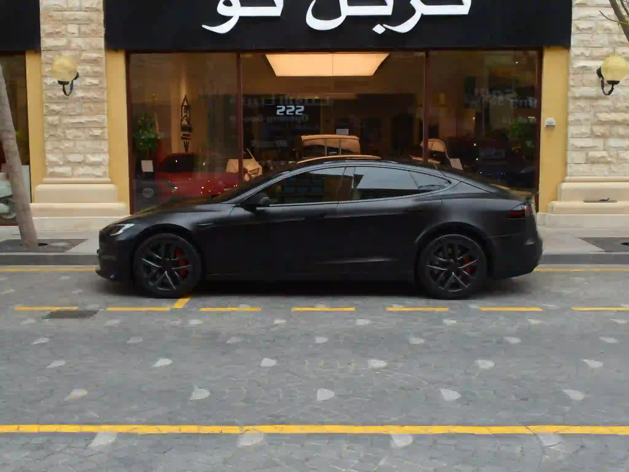 Tesla Model S Plaid 2024 - Image 3