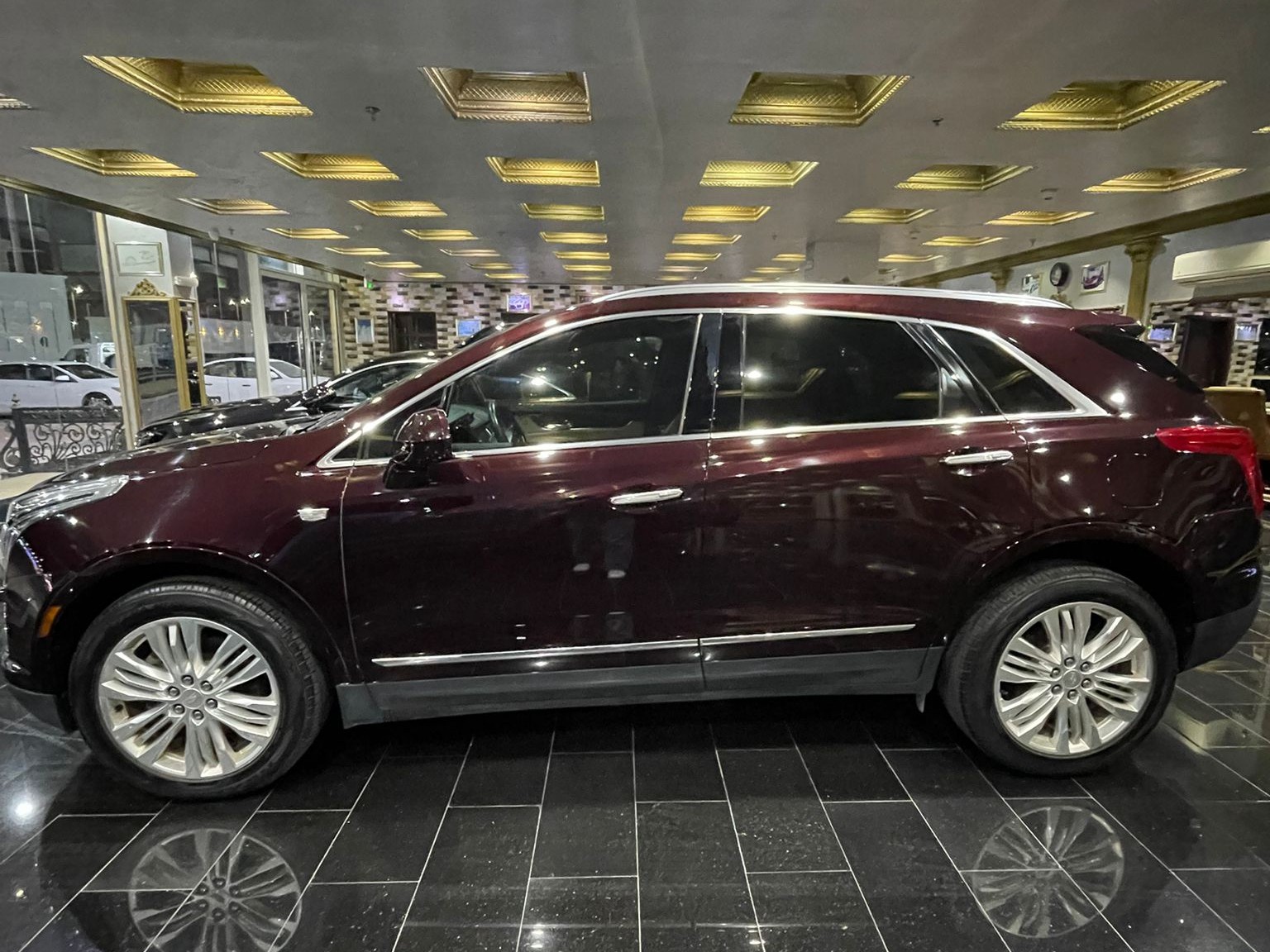 Cadillac XT 5 2018 - Image 2