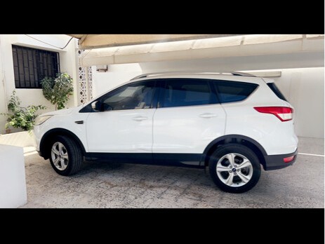 Ford Escape 2016 - Image 2