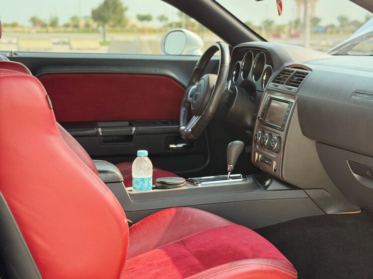 Dodge Challenger SRT-8 2014 - Image 4