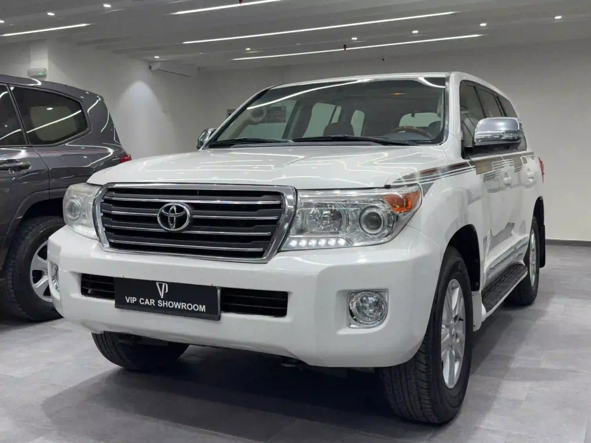 Toyota Land Cruiser GX 2014