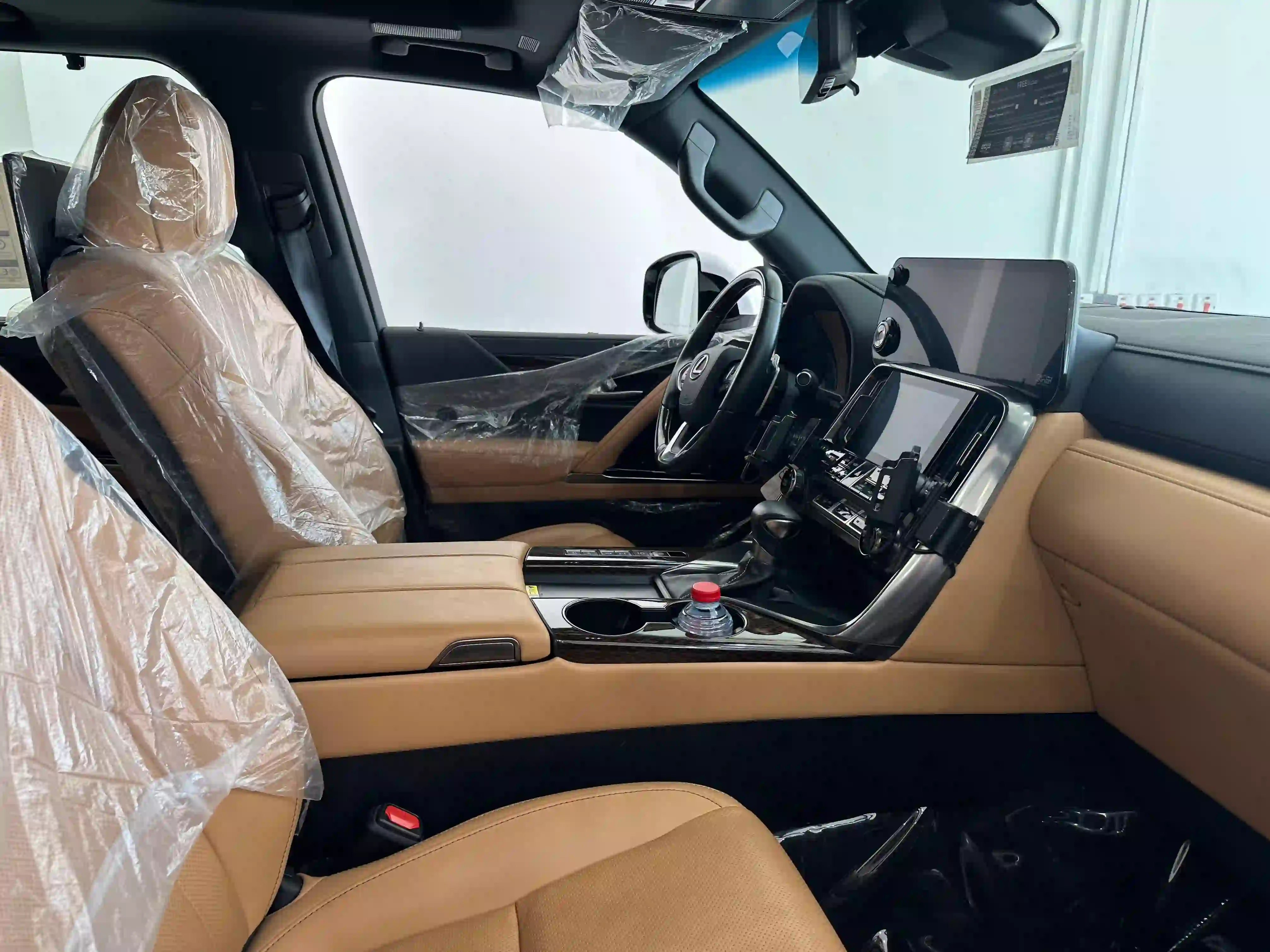 Lexus LX 600 2025 - Image 4
